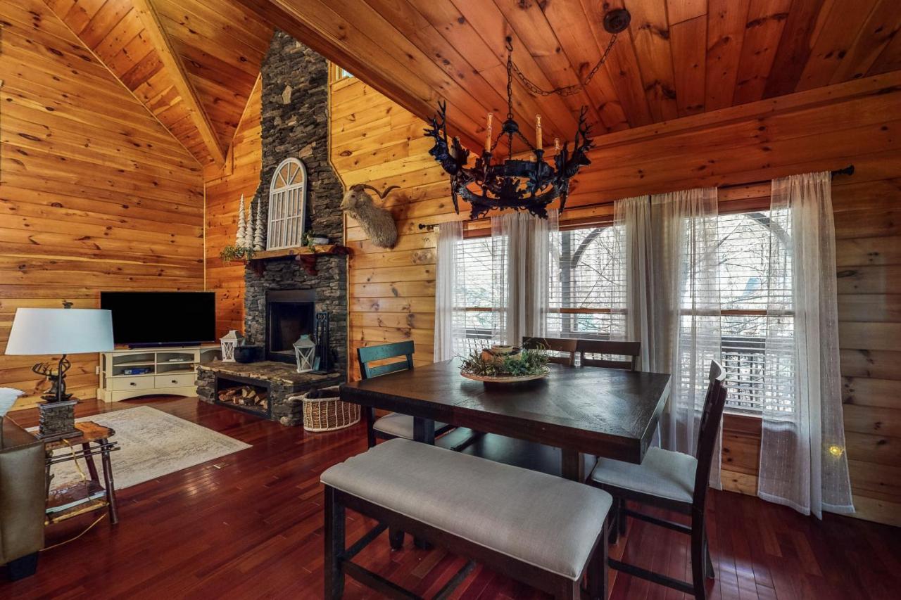 Le Hermitage Ellijay Exterior photo